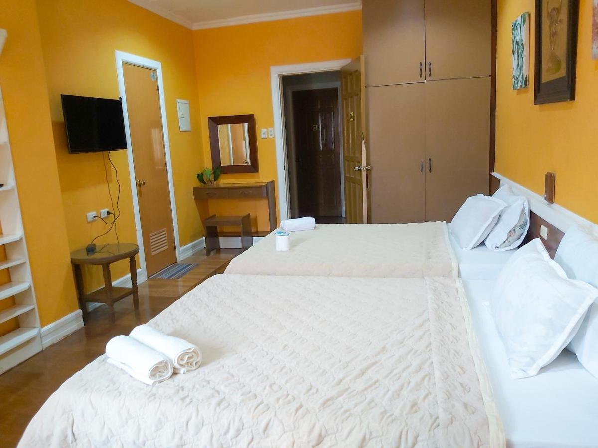 לובוק Stefanie Grace Paradise Inn מראה חיצוני תמונה